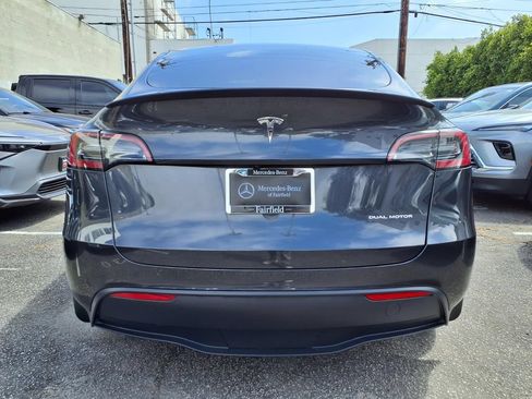 Used 2025 Tesla Model Y Long Range AWD/4WD image 17