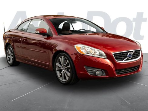 Used 2011 Volvo C70 T5 FWD image 8