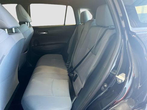 Used 2024 Toyota Corolla Cross AWD Hybrid image 22