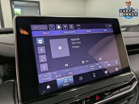 Used 2025 Jeep Compass Trailhawk AWD/4WD image 12
