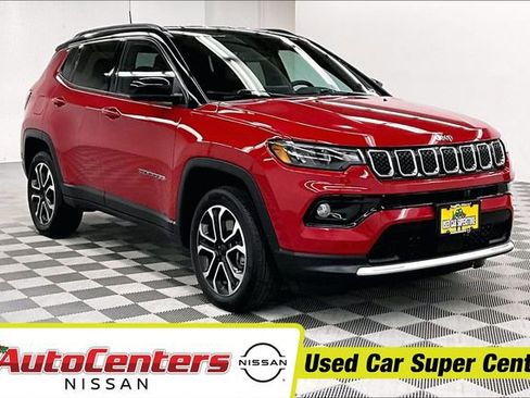 Used 2024 Jeep Compass Limited image 1