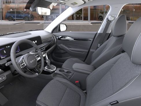 New 2026 Kia Seltos S FWD image 17