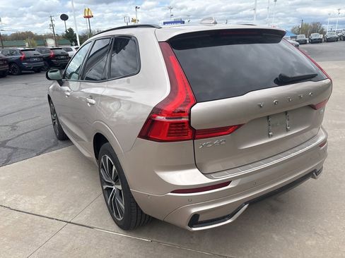 Used 2023 Volvo XC60 B5 Plus w/ Climate Package AWD/4WD image 8
