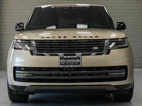 Used 2025 Land Rover Range Rover SE AWD/4WD image 5