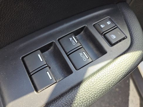 Used 2022 Honda Pilot Black Edition image 35