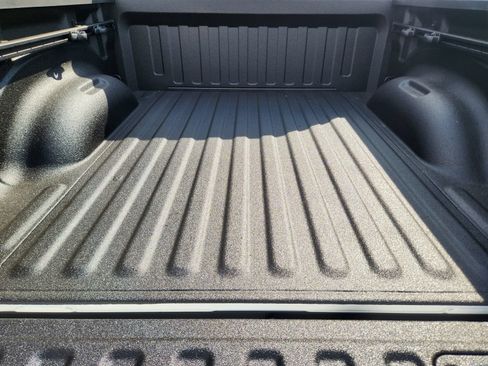New 2026 RAM 1500 Laramie AWD/4WD image 27