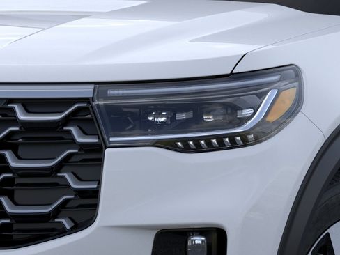 New 2026 Ford Explorer Platinum w/ LUX Leather Package AWD/4WD image 18