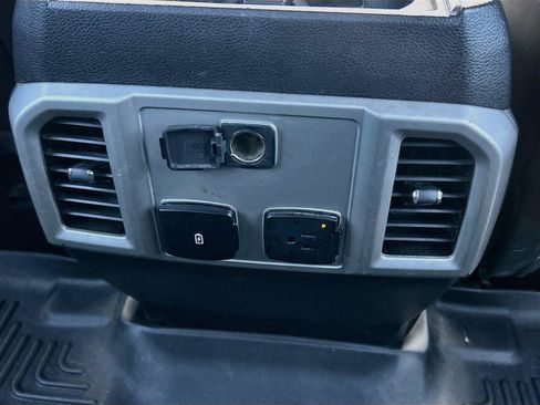 Used 2019 Ford F150 Lariat AWD/4WD image 19