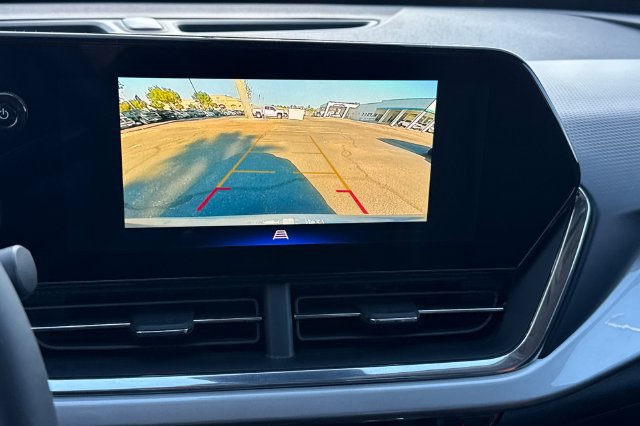 New 2026 Chevrolet Trax LT w/ Driver Confidence Package FWD image 28