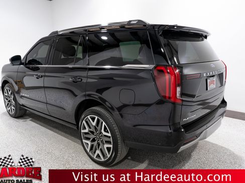 Used 2025 Ford Expedition Platinum w/ Platinum Ultimate Package AWD/4WD image 3