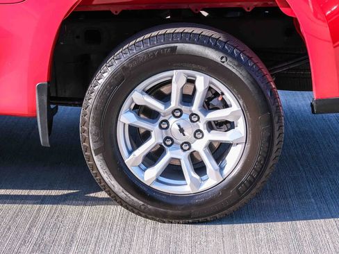 Used 2023 Chevrolet Silverado 1500 RST RWD image 9
