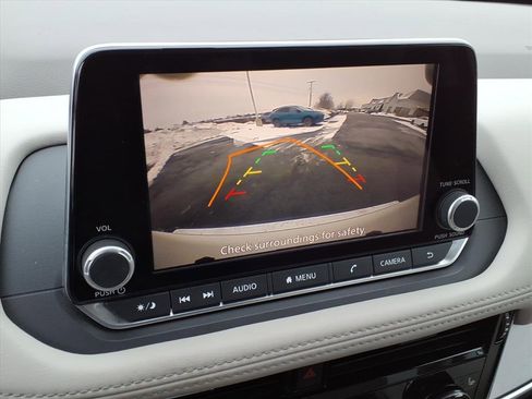 Certified 2023 Nissan Rogue SV w/ SV Premium Package image 22