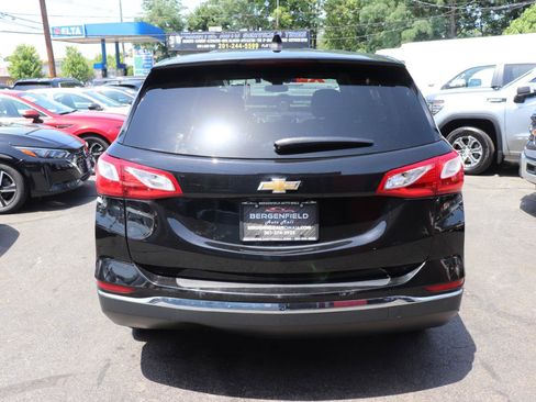 Used 2021 Chevrolet Equinox LT FWD image 4
