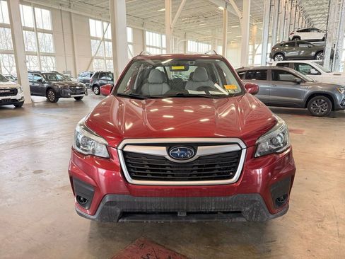 Used 2019 Subaru Forester Premium image 8