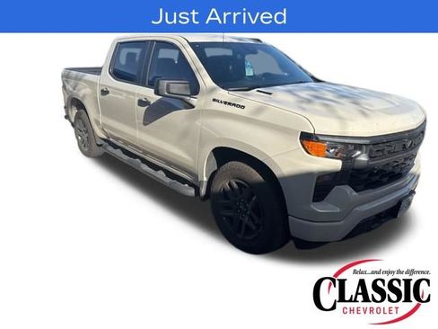 Used 2026 Chevrolet Silverado 1500 Custom w/ Turbomax Blackout Package image 9