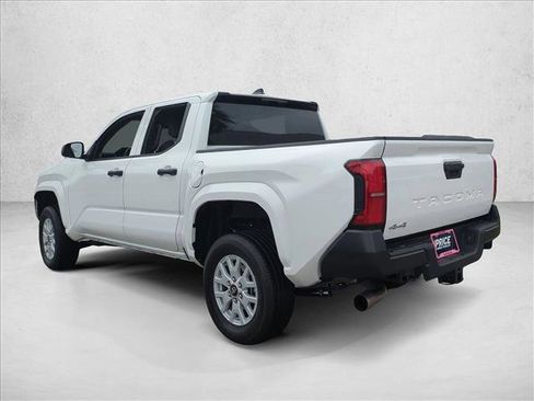 Used 2024 Toyota Tacoma SR image 8