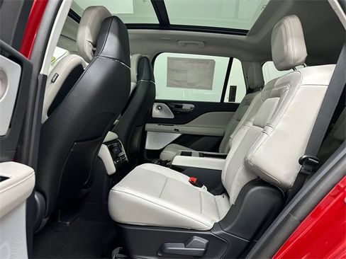 New 2026 Lincoln Aviator Reserve image 20