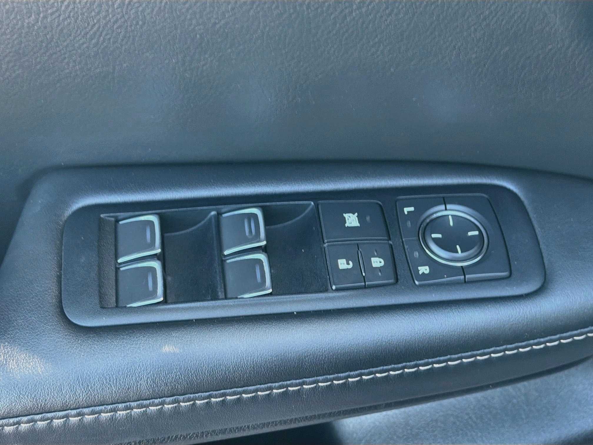 Used 2017 Lexus RX 350 AWD w/ Cold Weather Package image 15