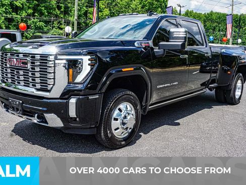 Used 2024 GMC Sierra 3500 Denali w/ Denali Reserve Package AWD/4WD image 3