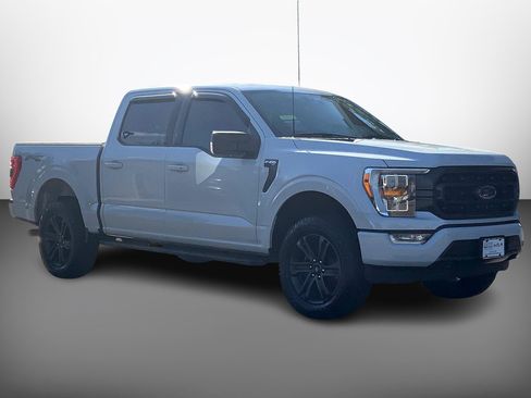 Used 2022 Ford F150 XLT w/ Equipment Group 302A High image 3