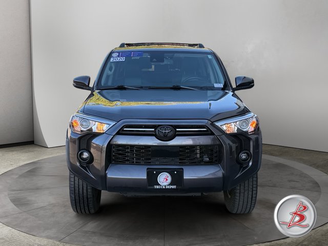 Used 2020 Toyota 4Runner SR5 Premium w/ Moonroof Package AWD/4WD image 2
