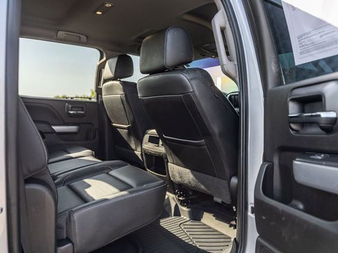 Used 2019 Chevrolet Silverado 2500 LTZ w/ Silverado HD Tribute Edition AWD/4WD image 12