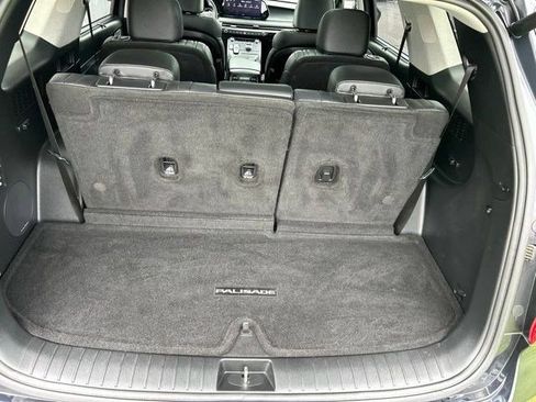 Used 2023 Hyundai Palisade Limited w/ Winter Package FWD image 51