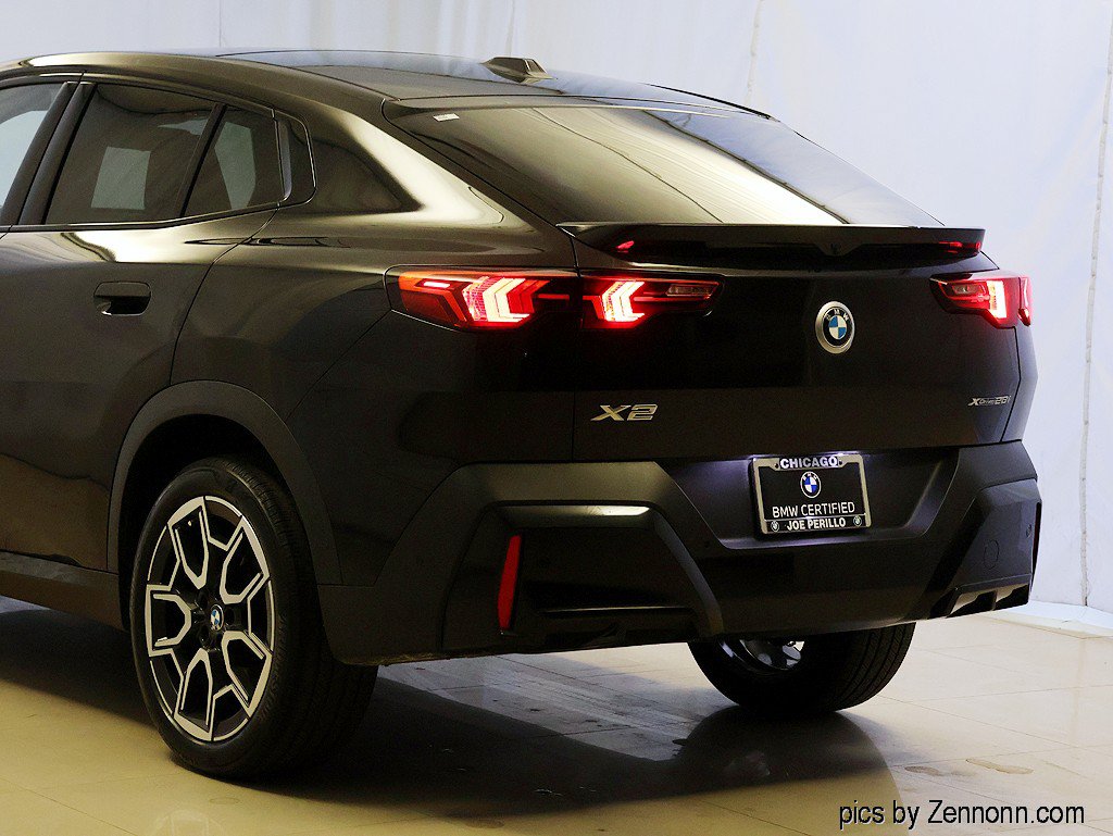 Certified 2025 BMW X2 xDrive28i w/ Premium Package AWD/4WD image 8