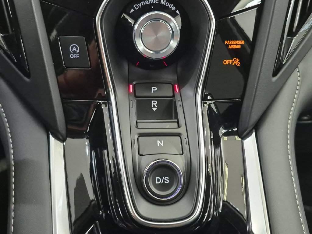 Used 2019 Acura RDX w/ Technology Package AWD/4WD image 28