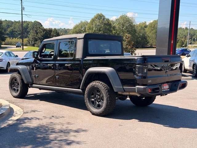 Used 2023 Jeep Gladiator Sport AWD/4WD image 9