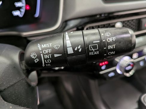 Certified 2023 Honda Civic EX-L image 18