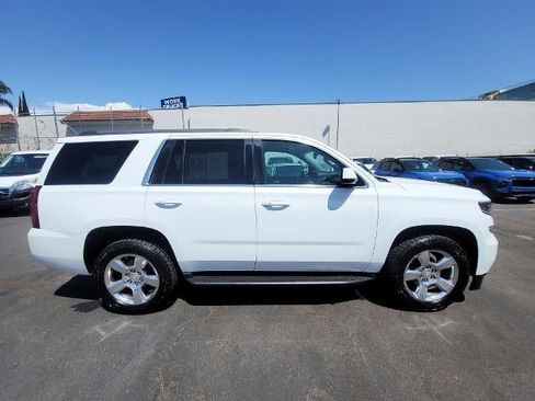 Used 2016 Chevrolet Tahoe LT w/ Luxury Package RWD image 9