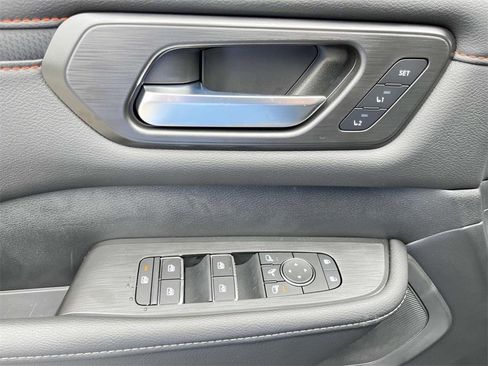 New 2025 Nissan Armada PRO-4X w/ Pro-4X Premium Package image 11