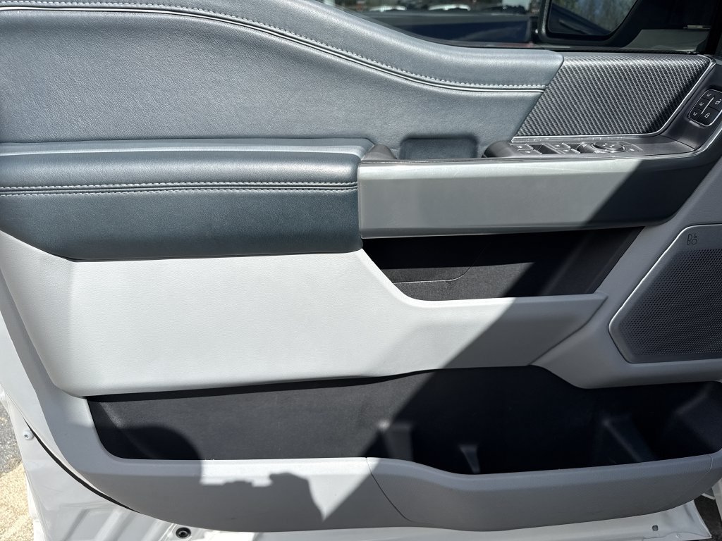 Used 2022 Ford F150 Limited AWD/4WD image 9