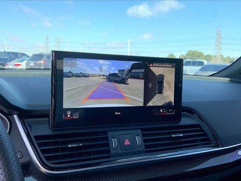 Used 2025 Audi SQ5 Premium Plus image 25