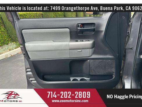 Used 2015 Toyota Sequoia SR5 w/ Premium Package AWD/4WD image 55