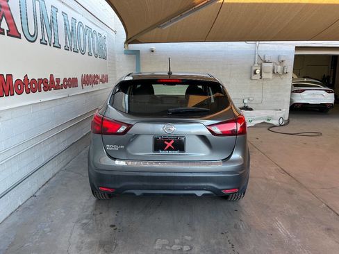 Used 2019 Nissan Rogue Sport S w/ Appearance Package image 4