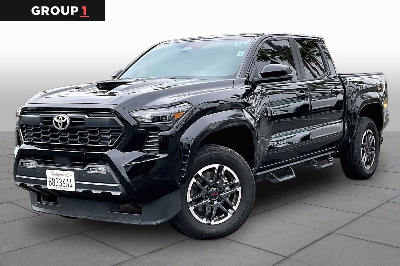 Used 2024 Toyota Tacoma TRD Sport w/ TRD Sport Upgrade Package AWD/4WD image 1