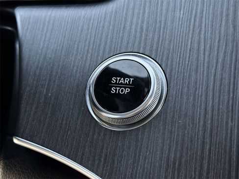 Used 2023 Mercedes-Benz EQE 500 4MATIC Sedan image 17