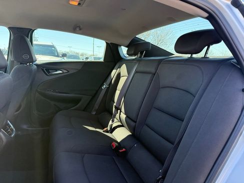 Used 2022 Chevrolet Malibu LT image 11