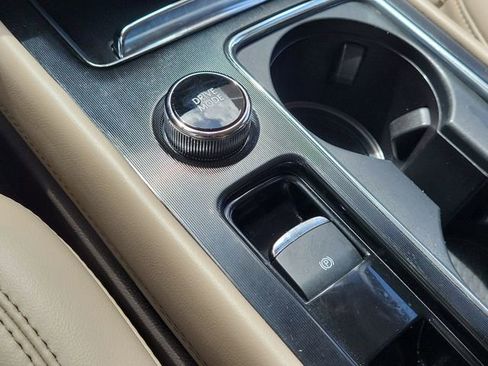 Certified 2022 Lincoln Corsair FWD image 29