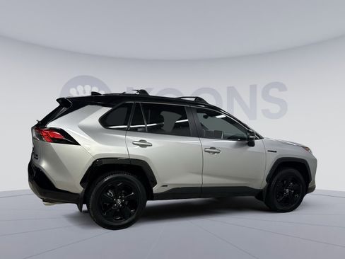 Used 2020 Toyota RAV4 XSE image 11
