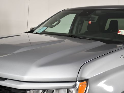 Used 2026 Chevrolet Silverado 1500 RST image 12