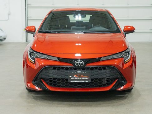 Used 2019 Toyota Corolla SE image 2