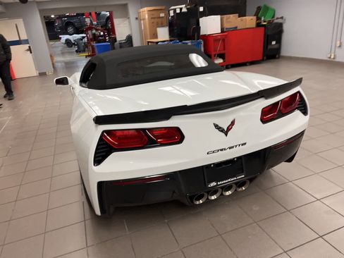 Used 2017 Chevrolet Corvette Stingray Convertible w/ Z51 2L image 9