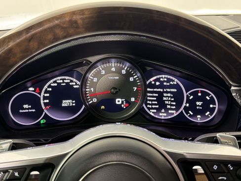 Certified 2022 Porsche Cayenne S AWD/4WD image 20