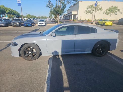 Used 2021 Dodge Charger R/T RWD image 4