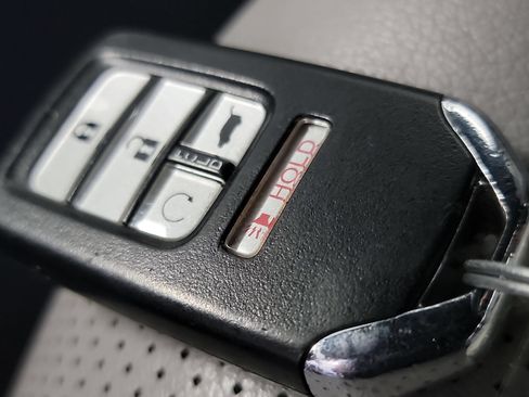 Used 2022 Honda Passport EX-L image 32
