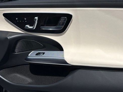 New 2026 Mercedes-Benz E 350 4MATIC Sedan image 27