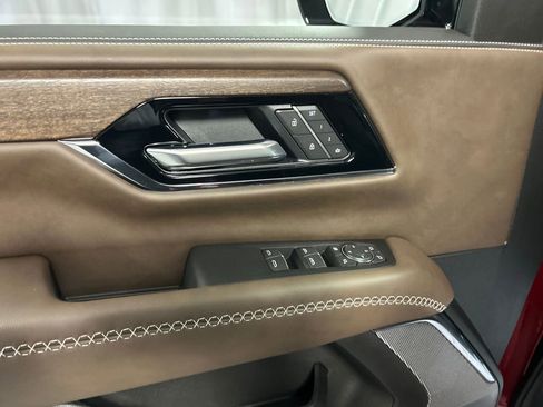 New 2026 GMC Yukon XL Denali Ultimate AWD/4WD image 12